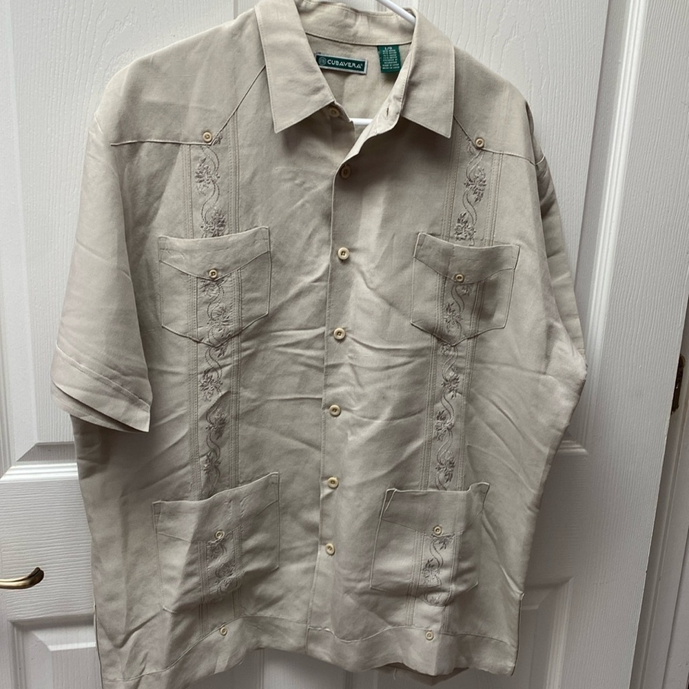 F mens Cubavera casual button up short sleeve regular size shirt L.   EUC